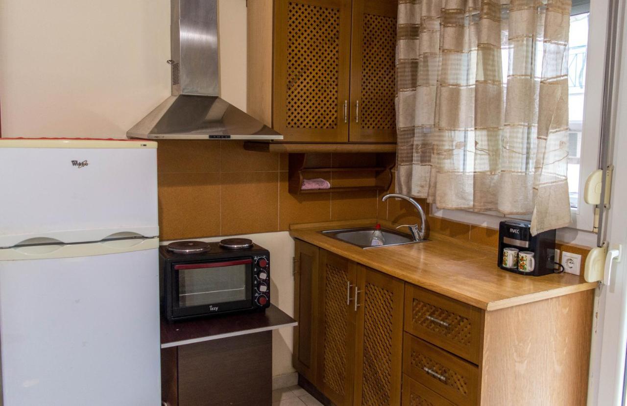 Roses Apartments เนอา มิคานิโอนา ภายนอก รูปภาพ