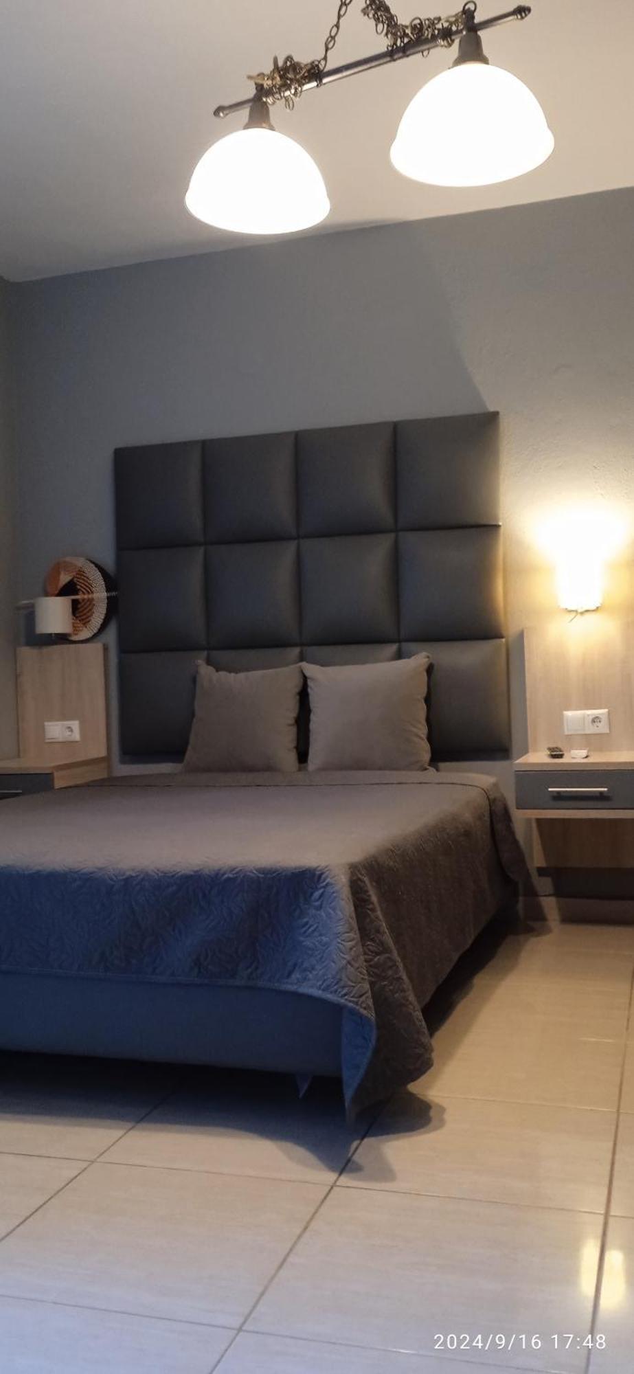 Roses Apartments เนอา มิคานิโอนา ภายนอก รูปภาพ
