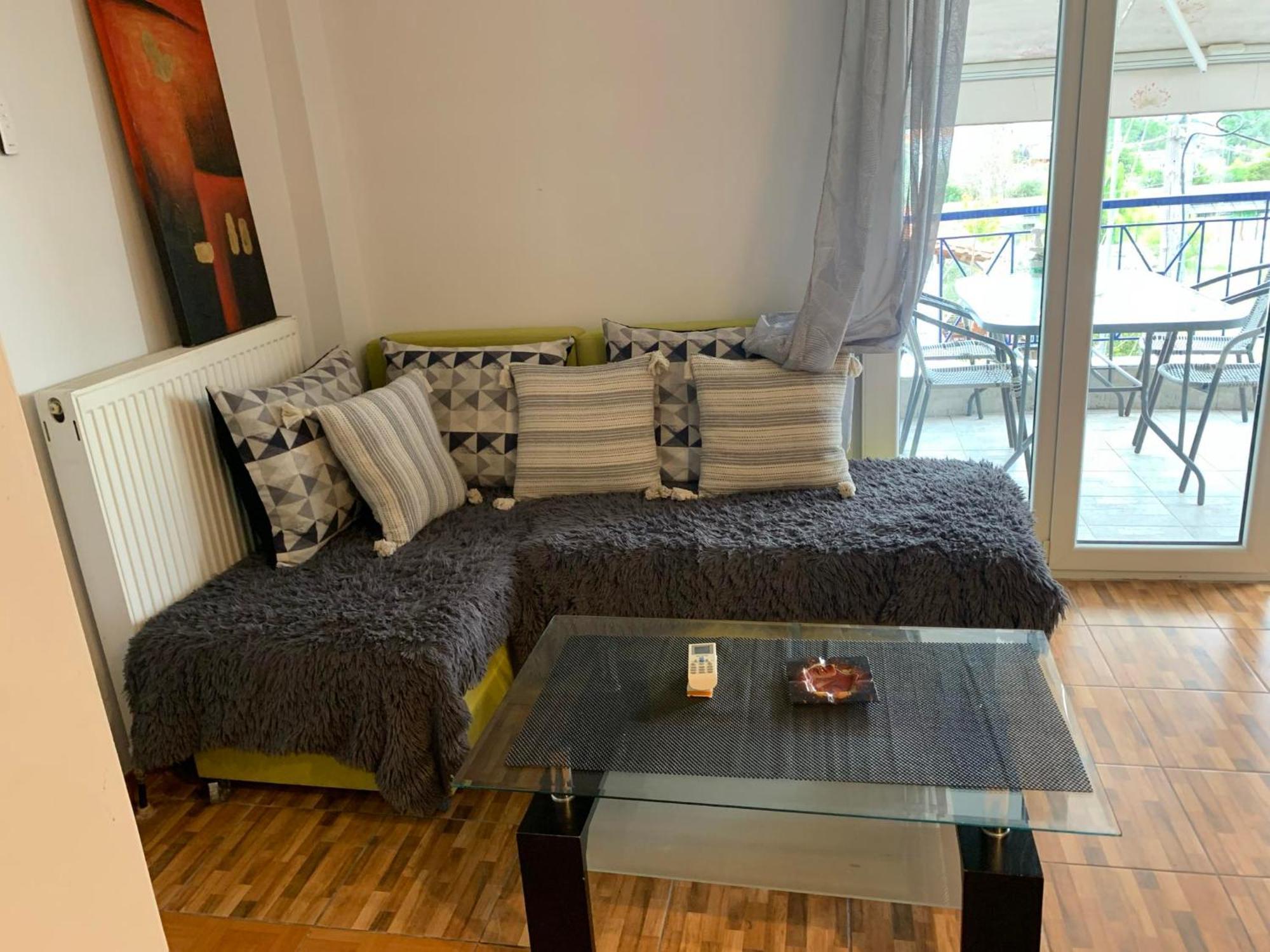 Roses Apartments เนอา มิคานิโอนา ภายนอก รูปภาพ